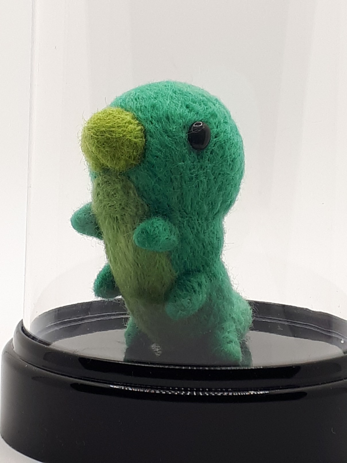 Green Grub in a Dome - Image 2